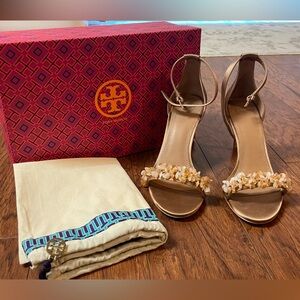 Brand new Tory Burch Logan 85mm Sandal Crystal / Satin / Rose/ Natural - Size 7